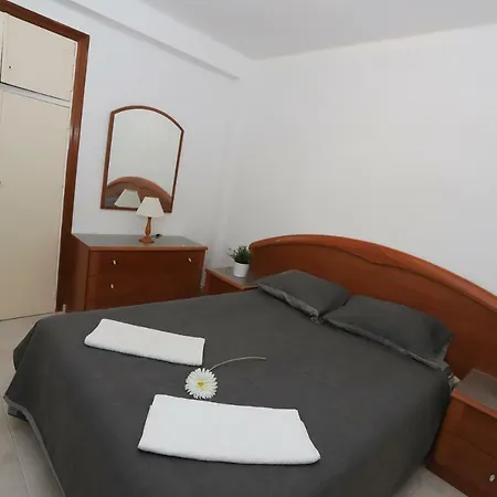 La Ponderosa Apartment
